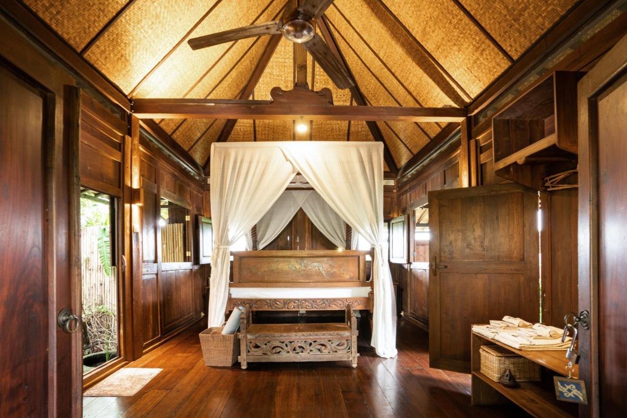 Yabbiekayu Eco-bungalows हॉलिडे पार्क Bantul