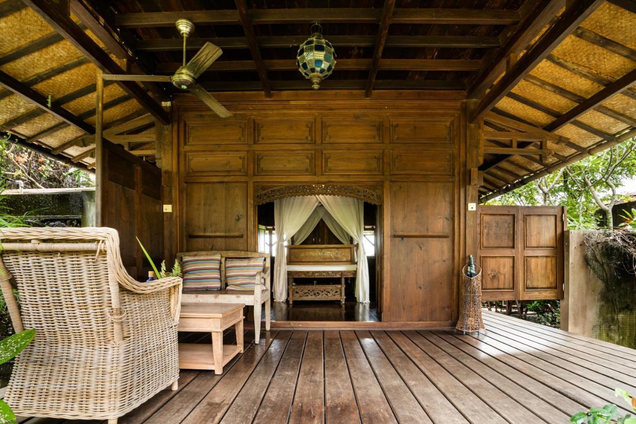 Yabbiekayu Eco-bungalows हॉलिडे पार्क Bantul