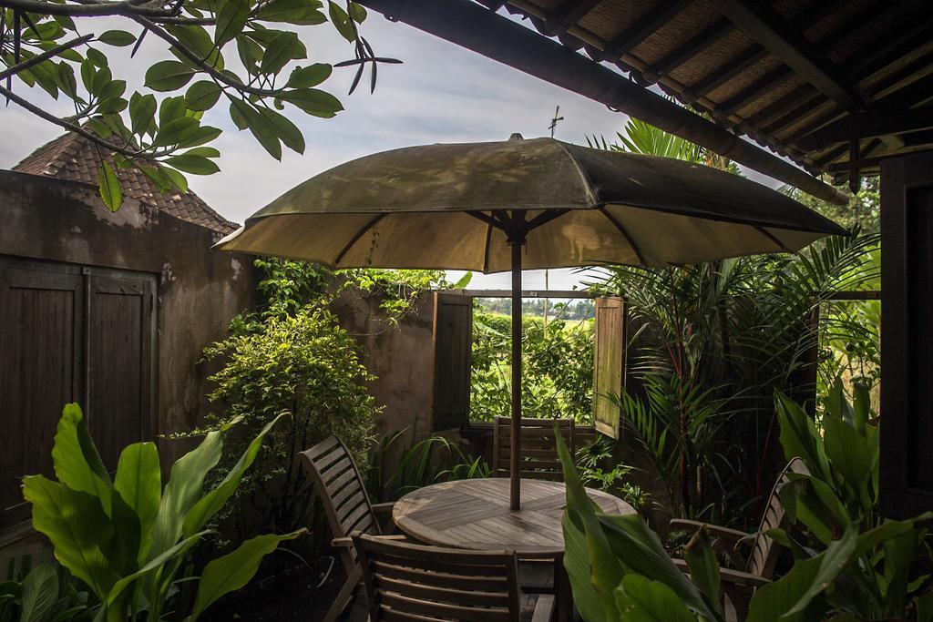 Yabbiekayu Eco-bungalows हॉलिडे पार्क Bantul